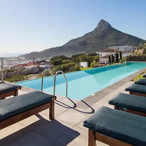 https://the-crystal.hotels-capetown.com